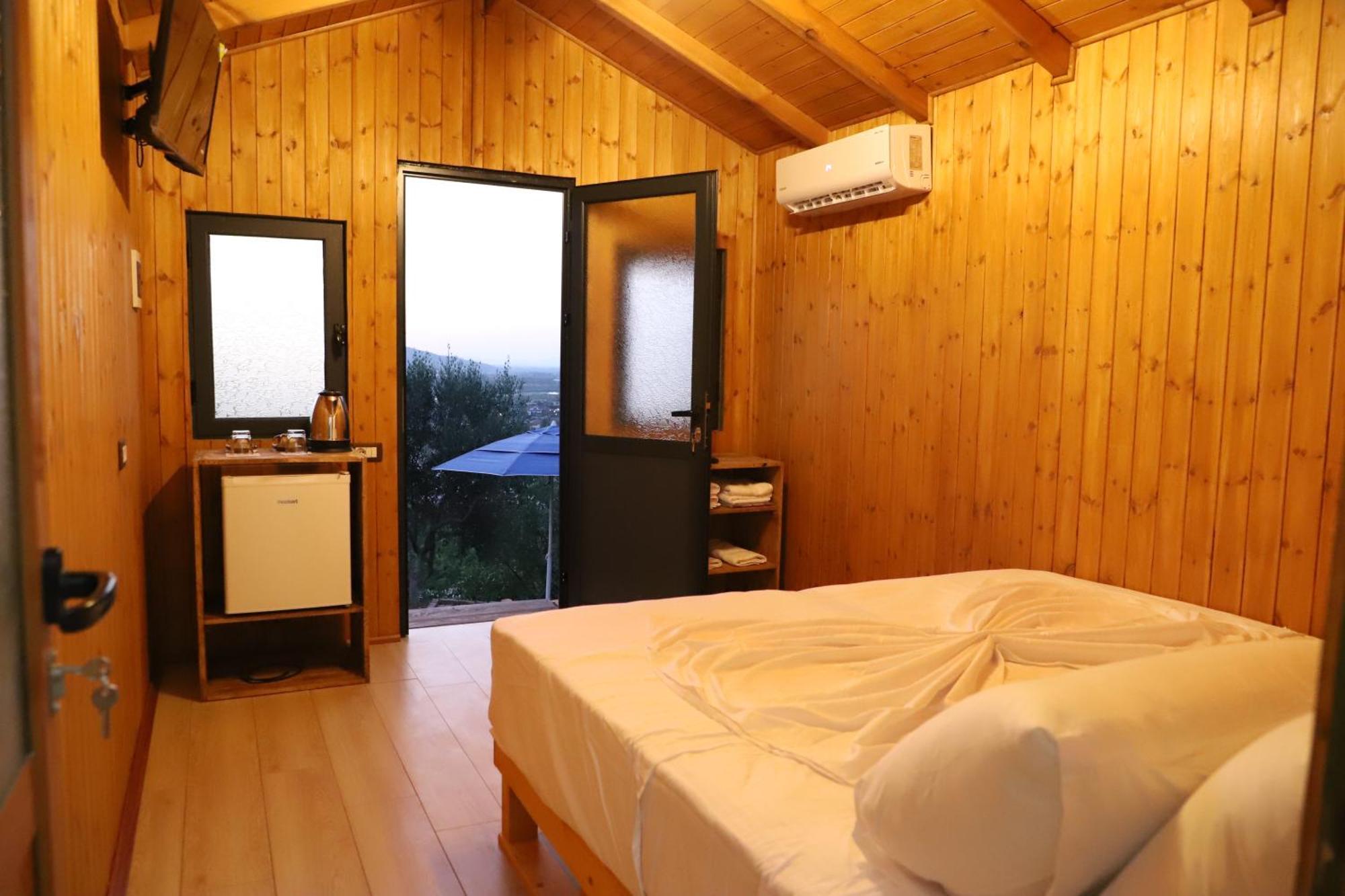 Bujtina Musta Guest House Berat Exterior photo