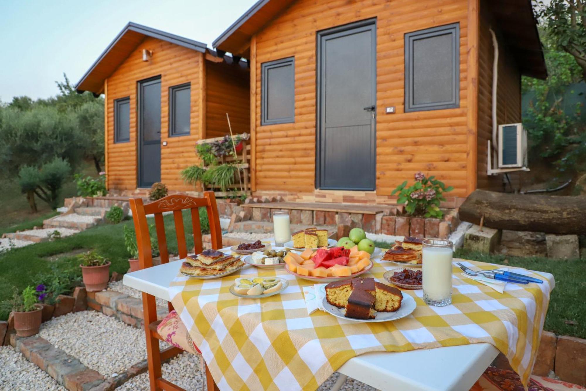 Bujtina Musta Guest House Berat Exterior photo