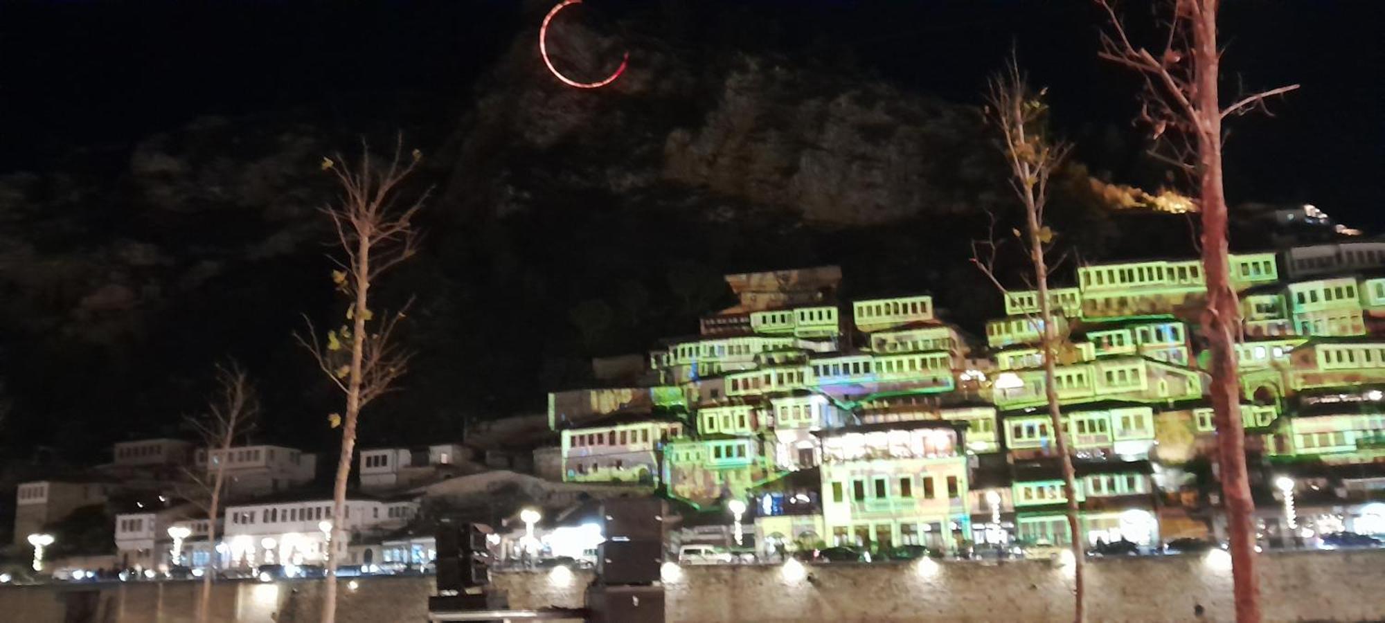 Bujtina Musta Guest House Berat Exterior photo
